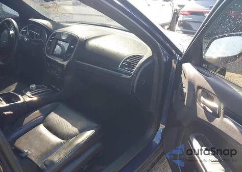 2017 Chrysler 300 Limited Awd из США, поврежденный, VIN 2C3CCARG6HH591845